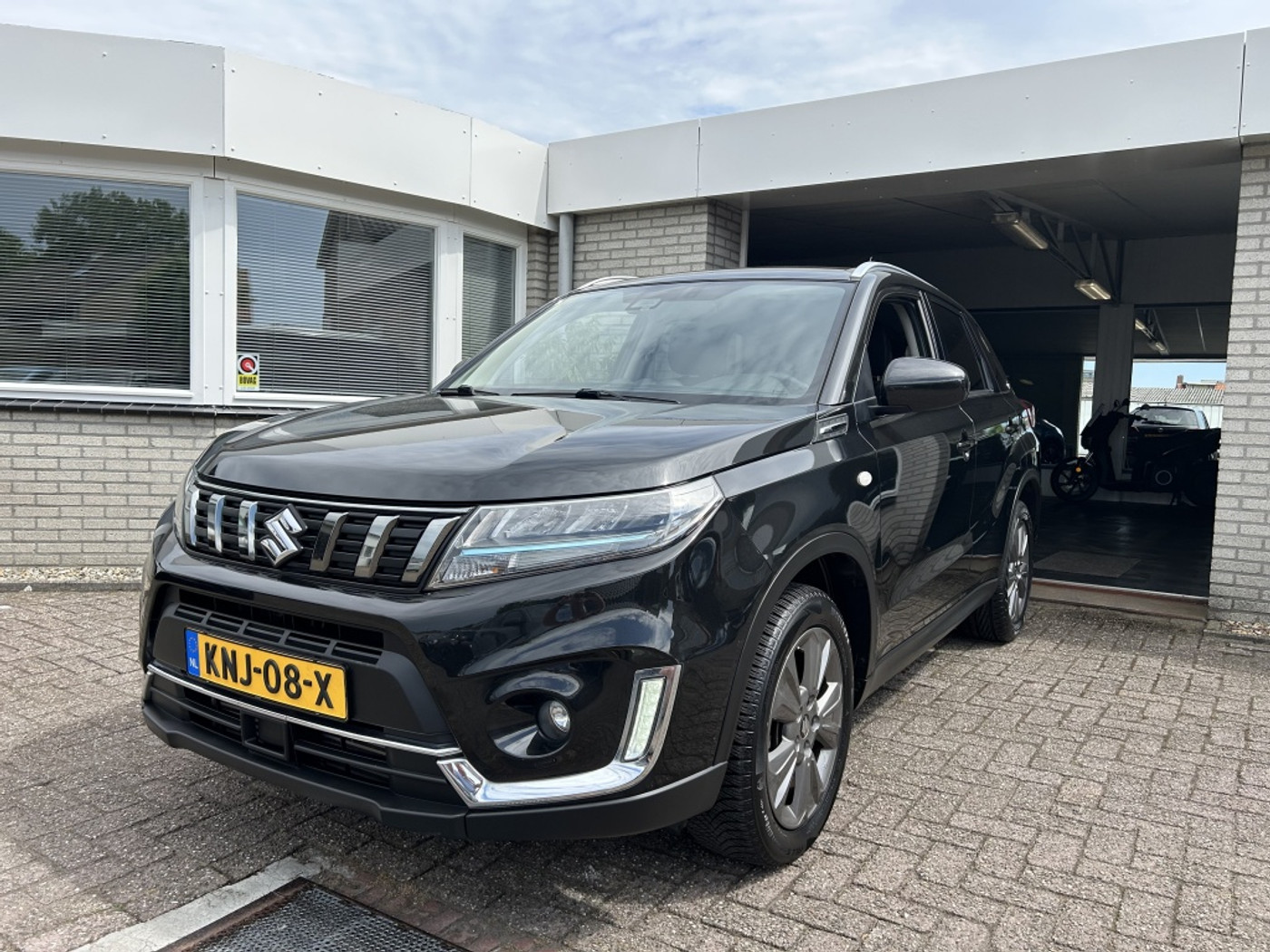 Suzuki Vitara 1.4 B.jet 129pk Select Navi / Trekh. 2021 - voorkant