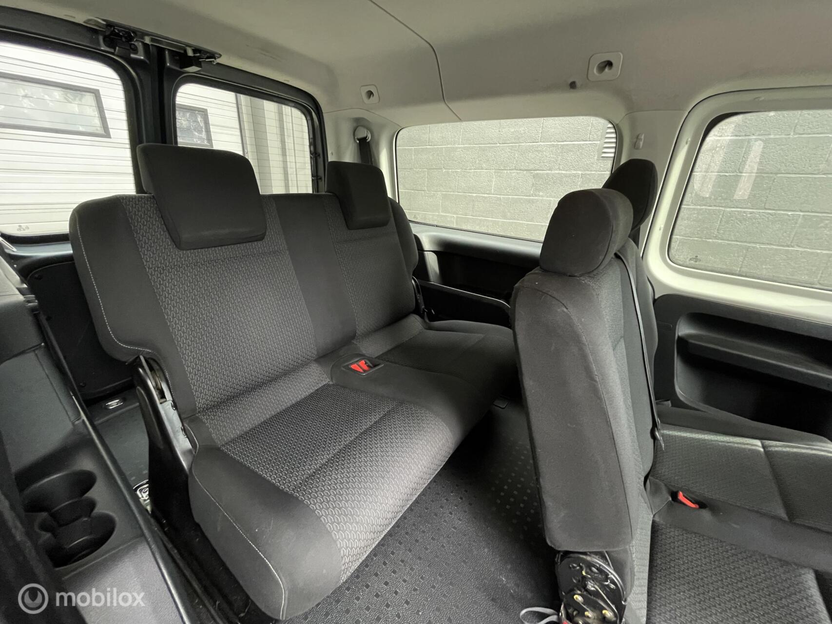 Foto van Volkswagen Caddy Maxi