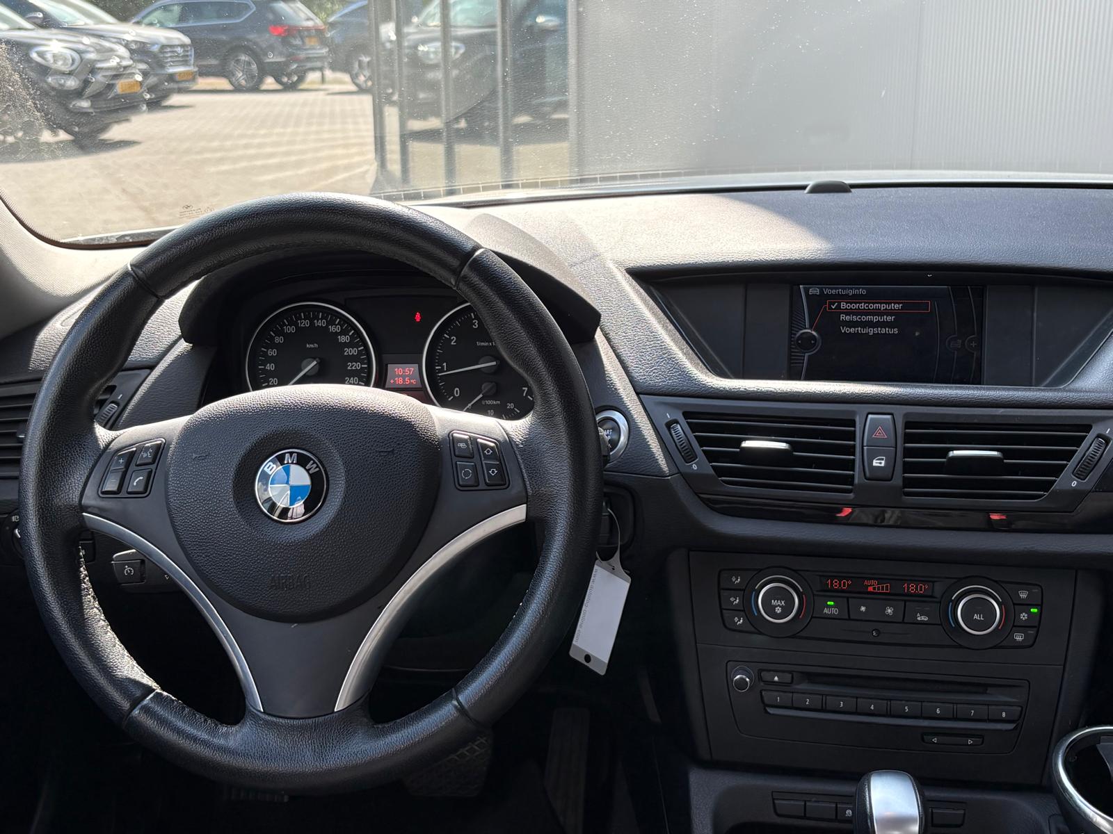 Foto van BMW X1 sDrive 18i