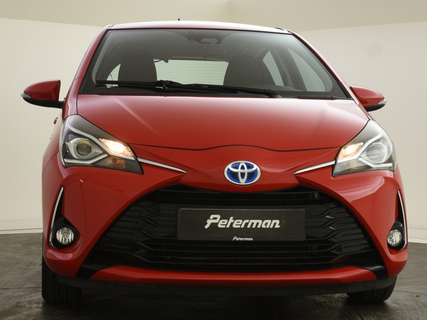 Foto van Toyota Toyota Yaris Hybrid