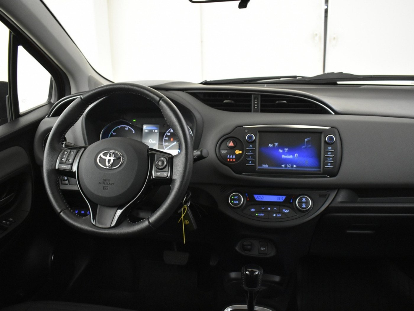 Foto van Toyota Toyota Yaris Hybrid