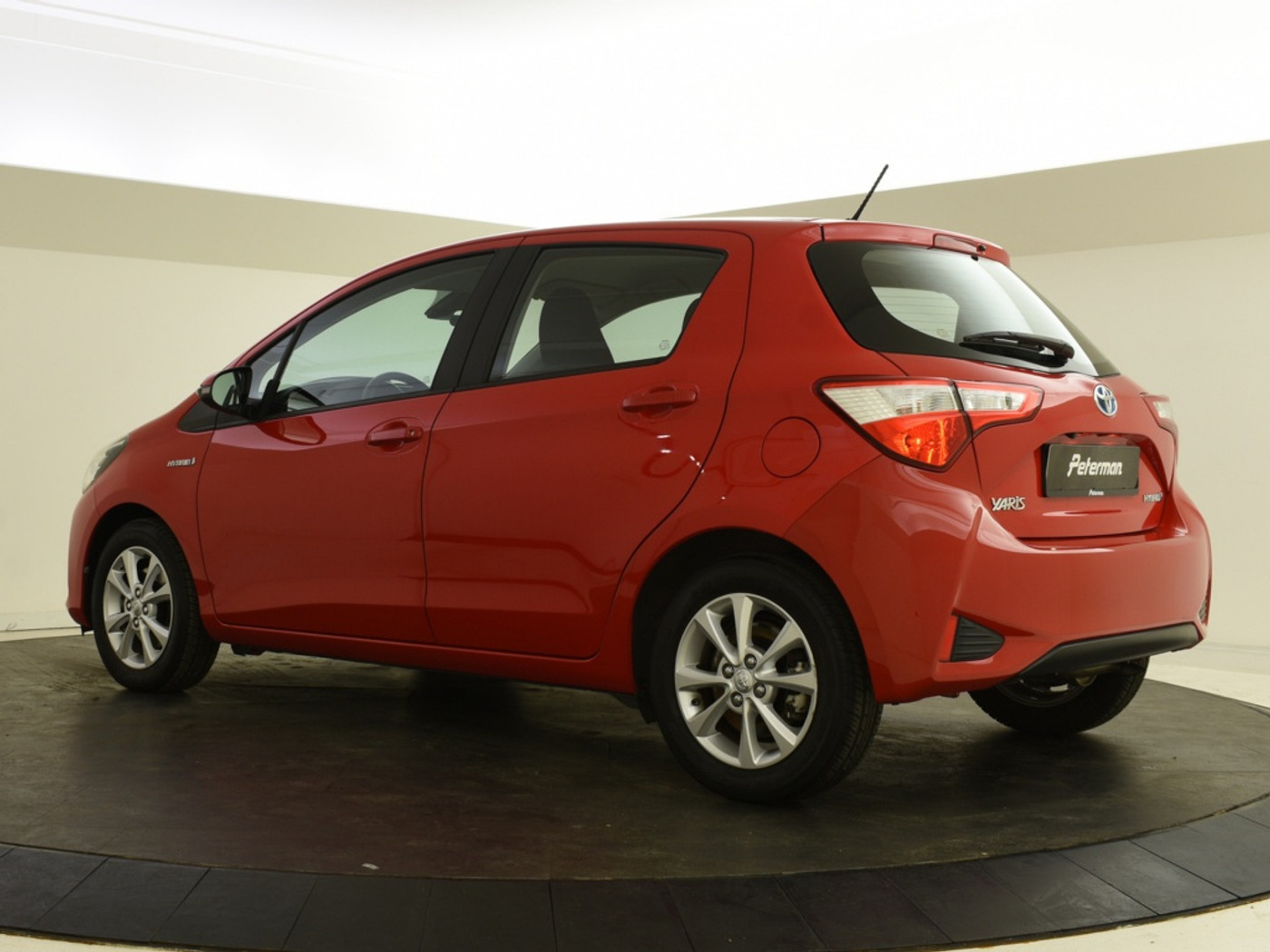 Foto van Toyota Toyota Yaris Hybrid