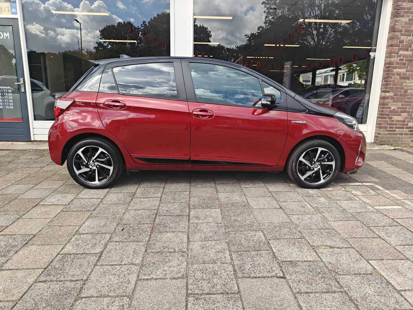 Foto van Toyota Toyota Yaris Hybrid
