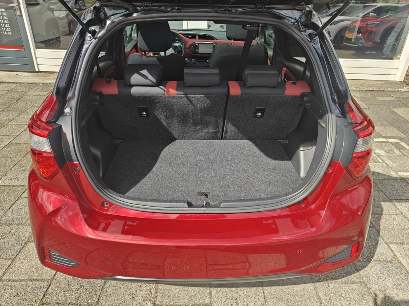 Foto van Toyota Toyota Yaris Hybrid