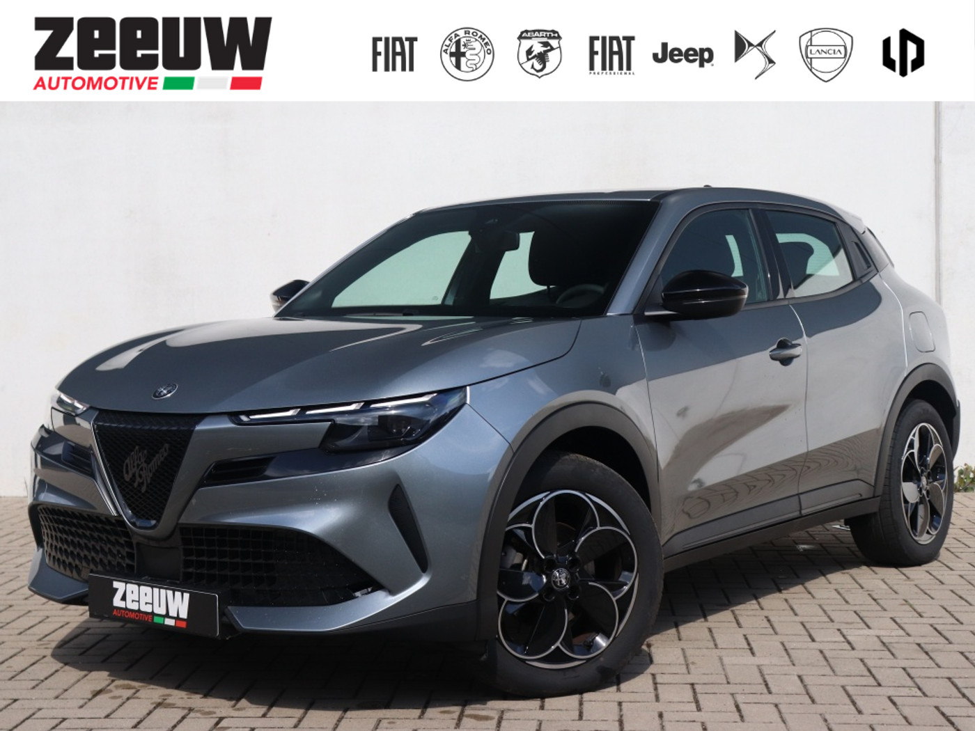 Alfa Romeo Alfa Romeo Junior Elettrica 54 kWh | Carplay | Clima | Cruise | LED | 18" 2025 - voorkant