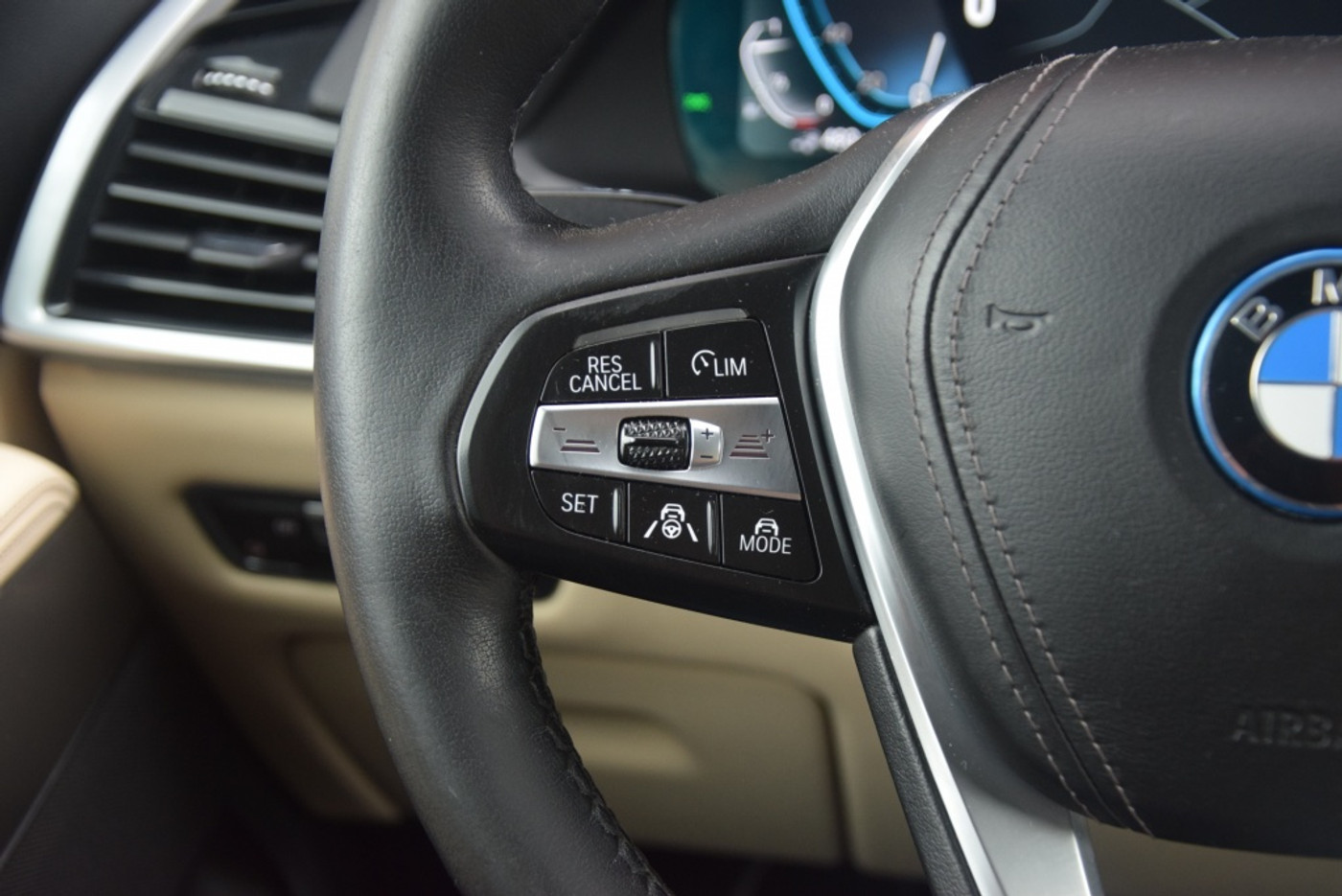 Foto van BMW X5 Xdrive45e