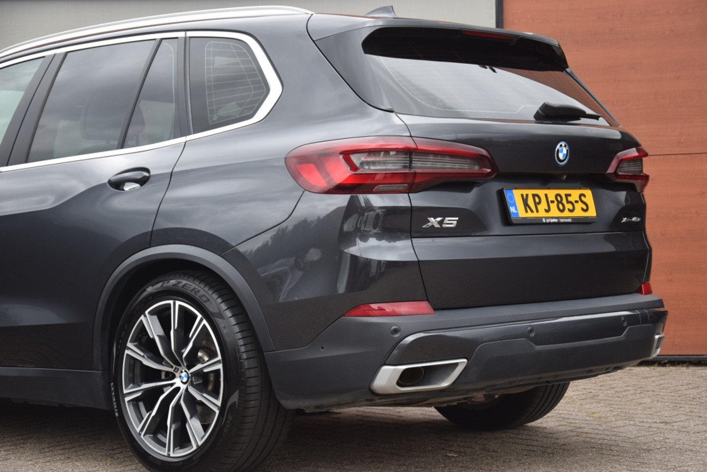 Foto van BMW X5 Xdrive45e