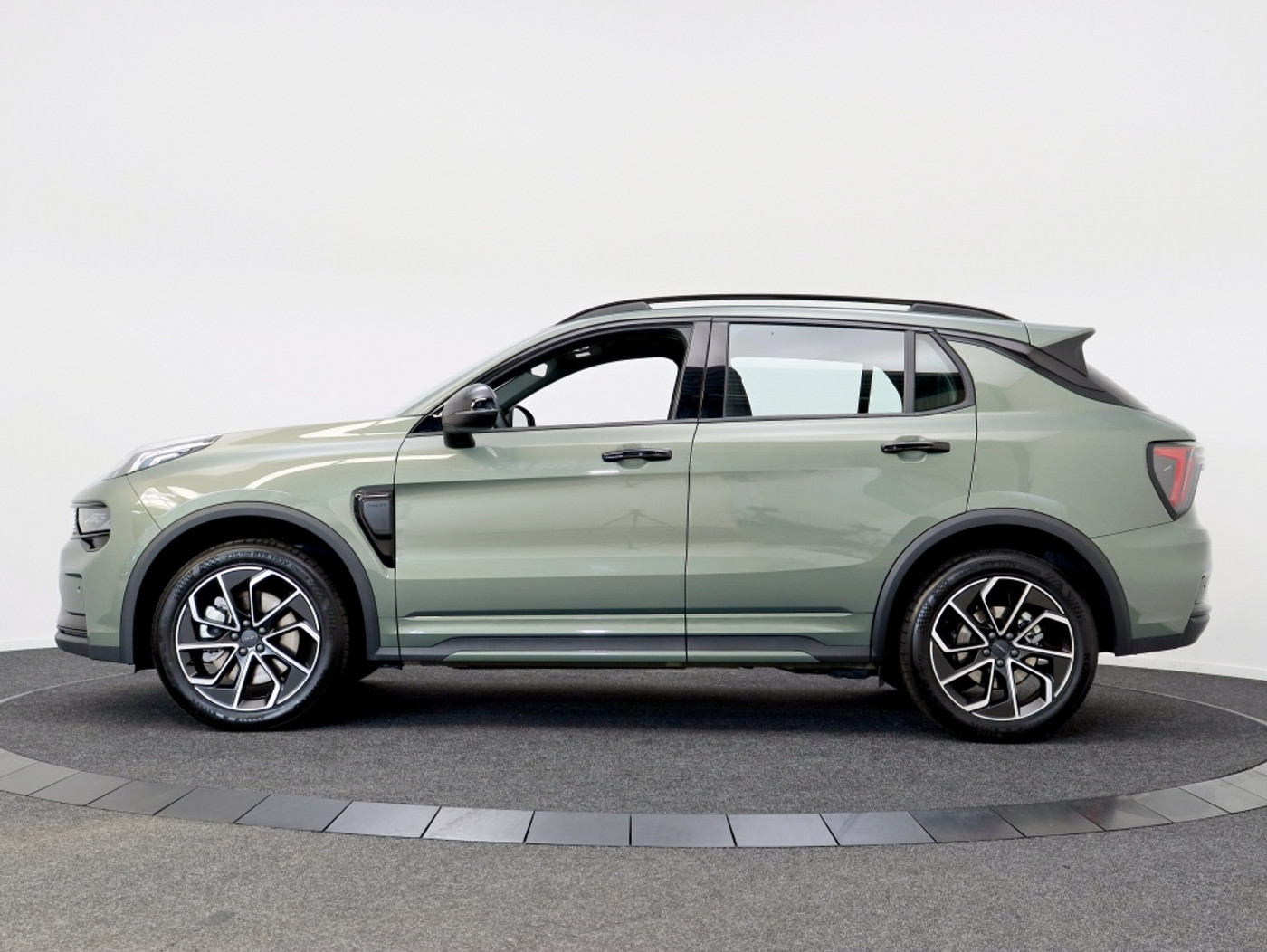 Foto van Lynk&co LYNK & Co 01