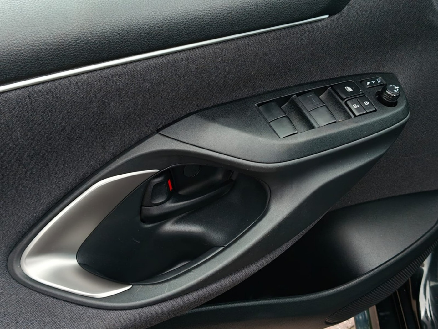 Foto van Mazda Mazda2 Hybrid