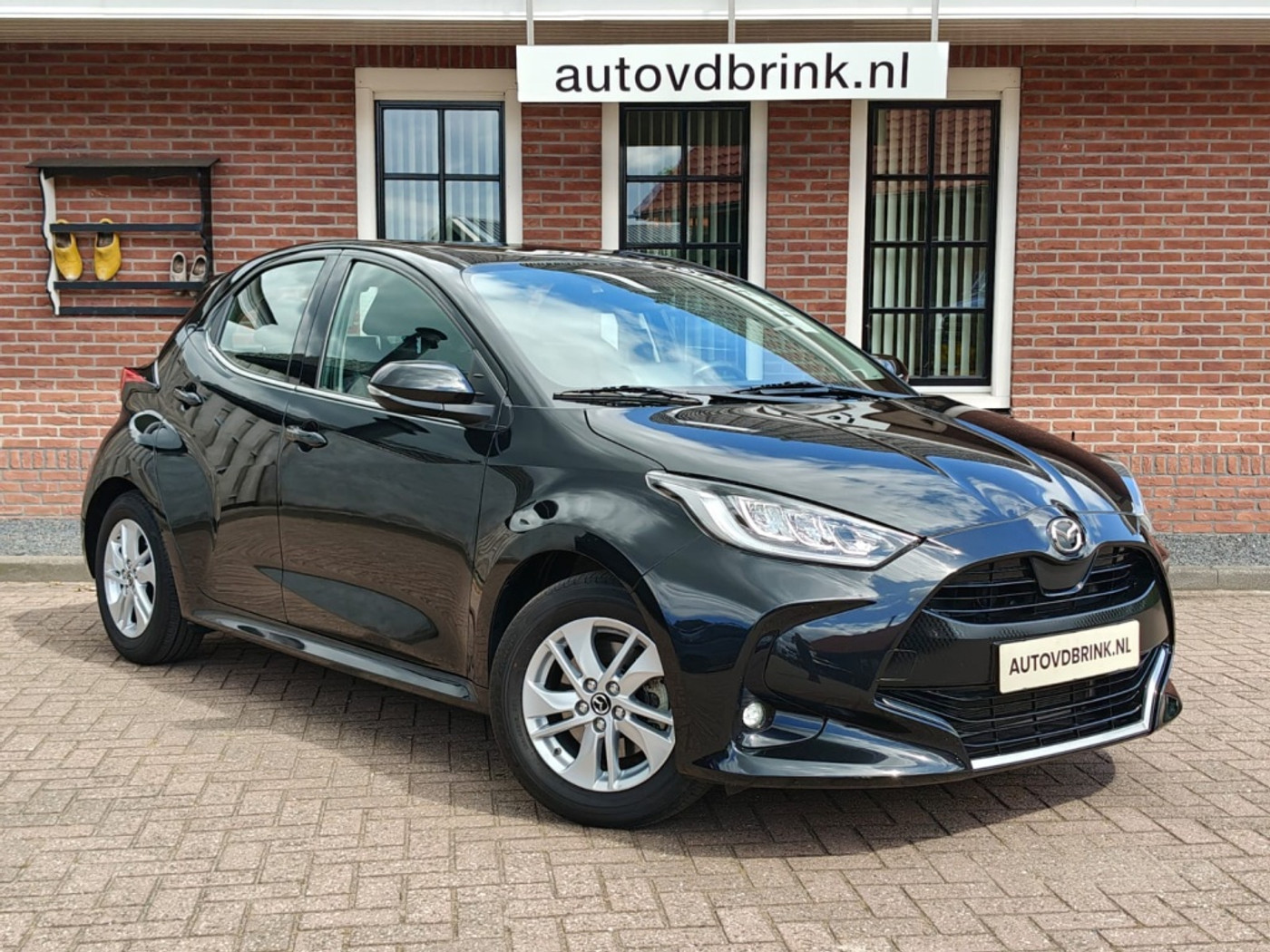 Foto van Mazda Mazda2 Hybrid