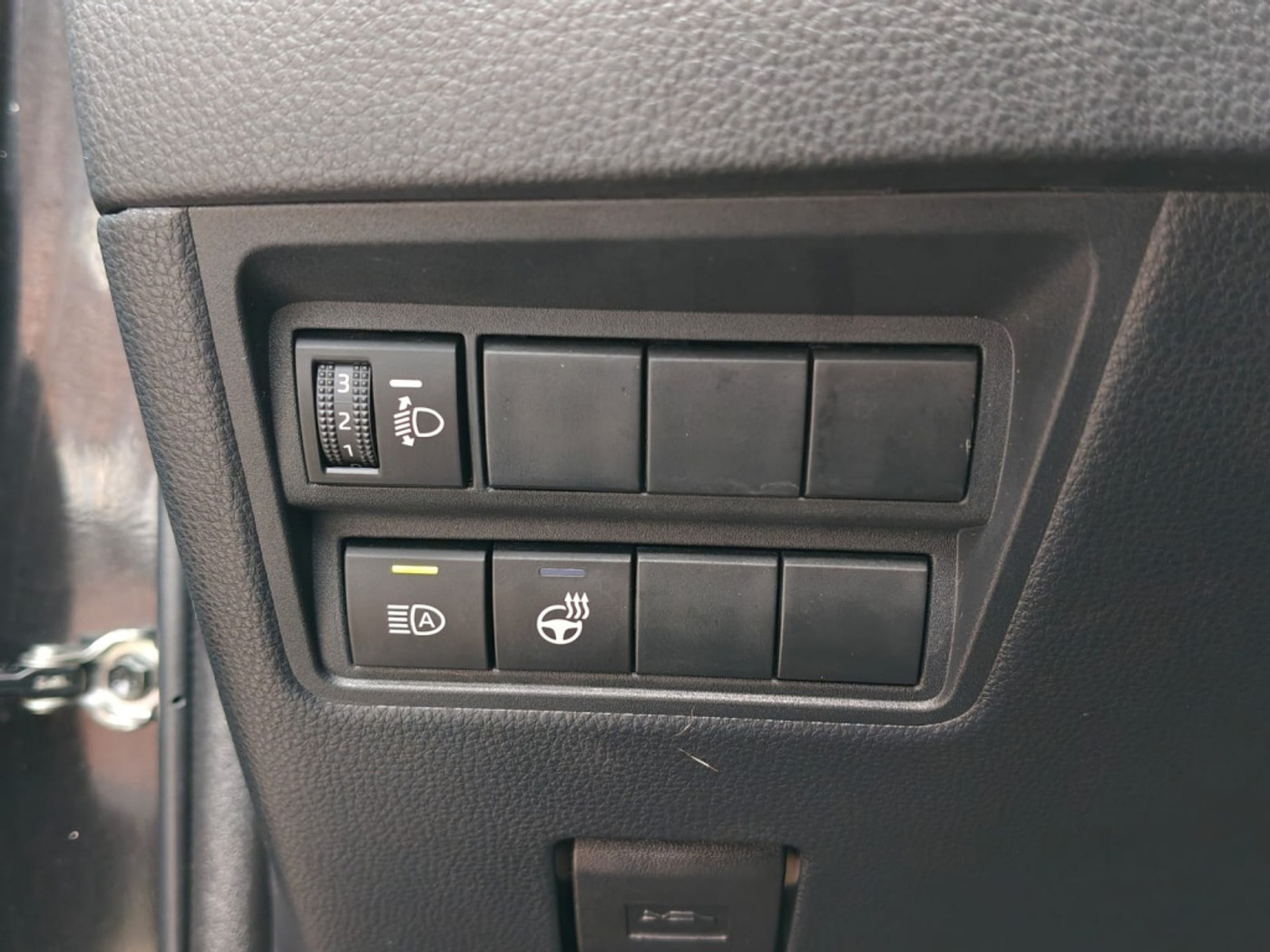 Foto van Mazda Mazda2 Hybrid