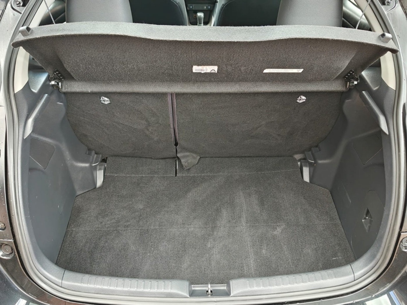 Foto van Mazda Mazda2 Hybrid