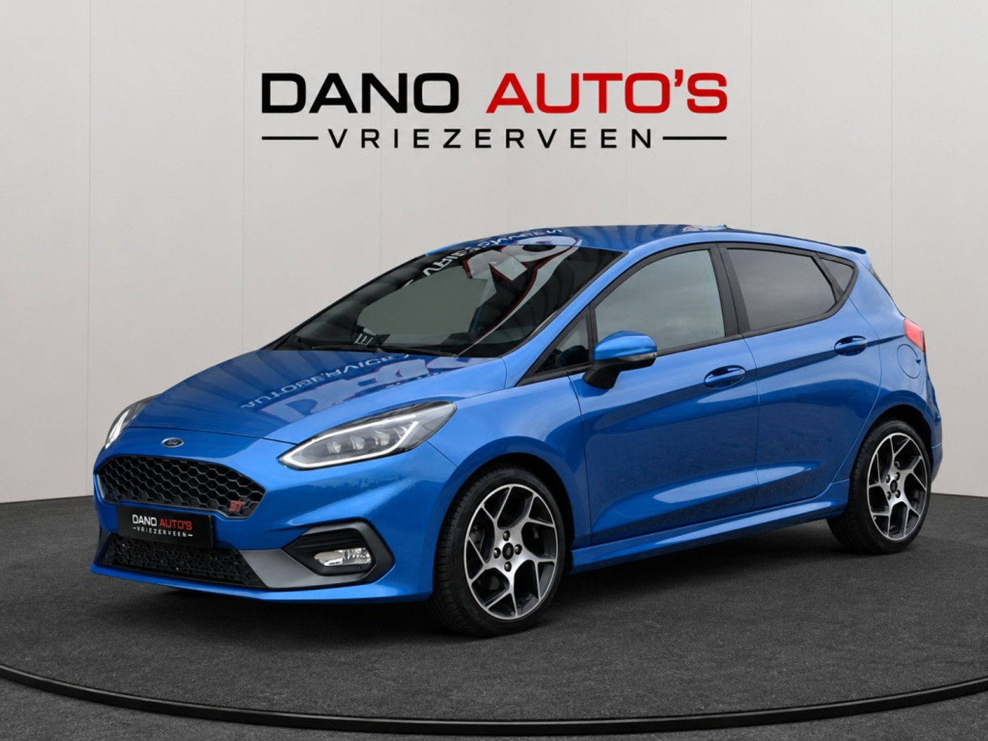 Ford Fiesta 1.5 ST 200PK LED/Carplay/Recaro/Performance 2018 - voorkant