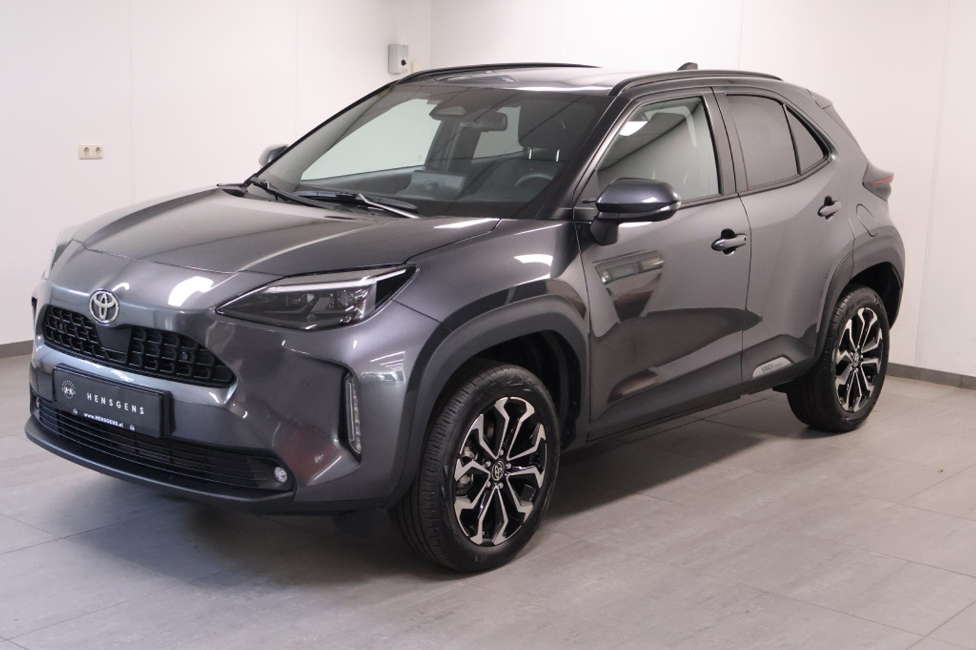 Toyota Toyota Yaris Cross 1.5 Hybride 115 Dynamic | Comfort Pack 2025 - voorkant