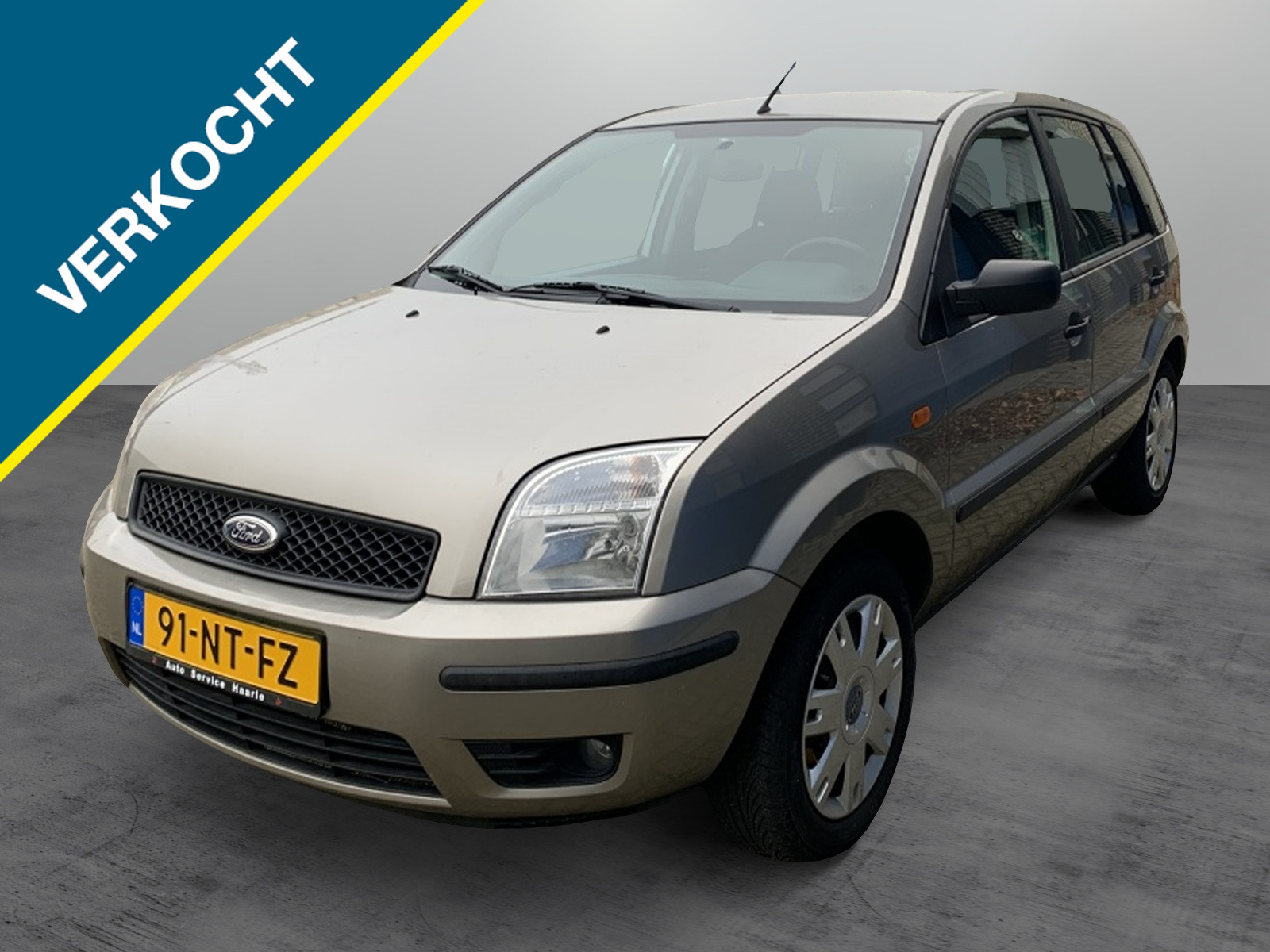 Ford Fusion 1.4-16V Trend HOGE INSTAP 2004 - voorkant
