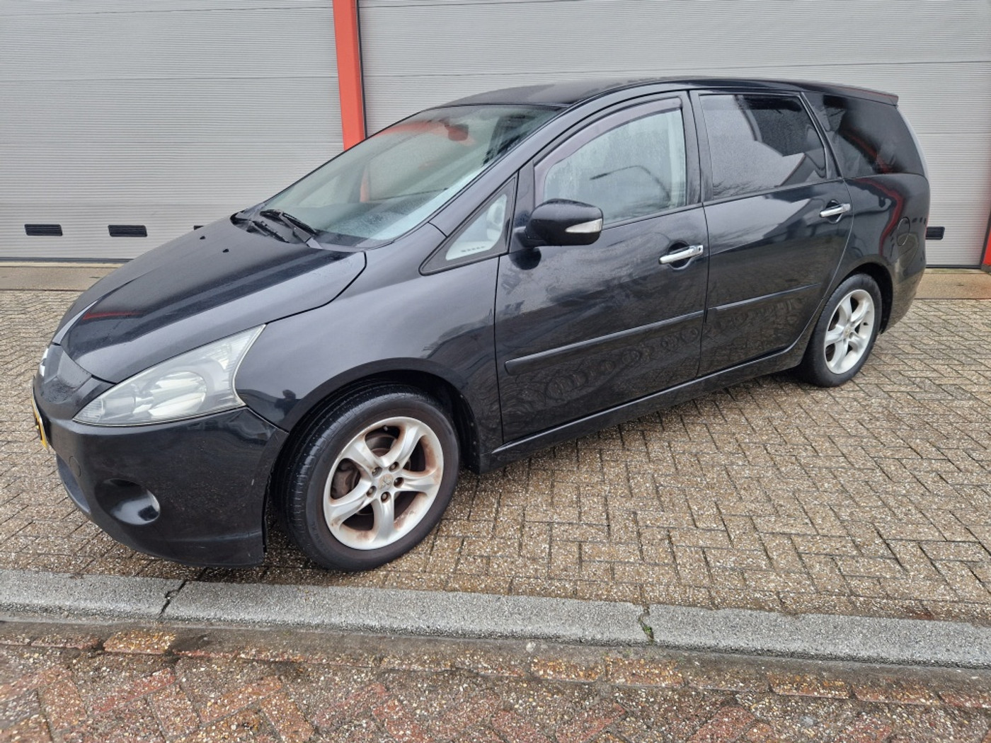 Foto van Mitsubishi Grandis