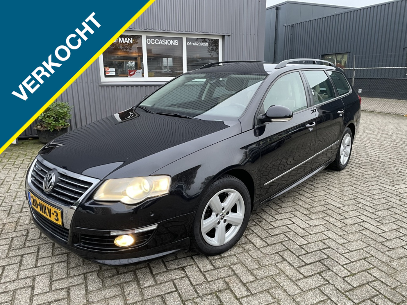 Volkswagen Passat Variant 1.6 TDI BlueMotion 105PK Leder Navi PDC APK! 2010 - voorkant