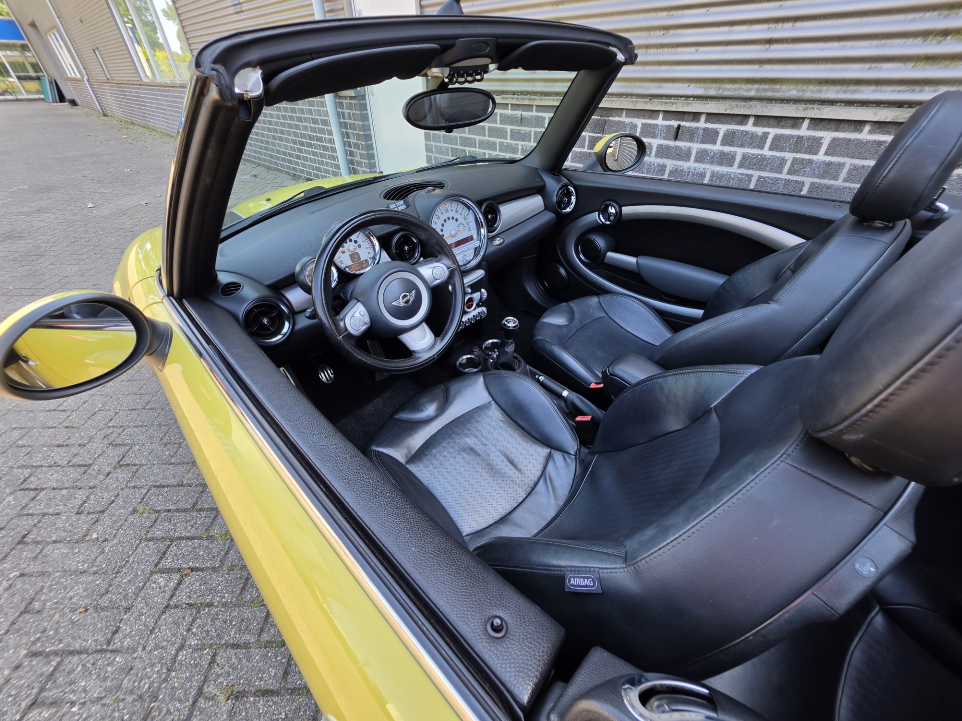 Foto van Mini Cooper S Cabrio
