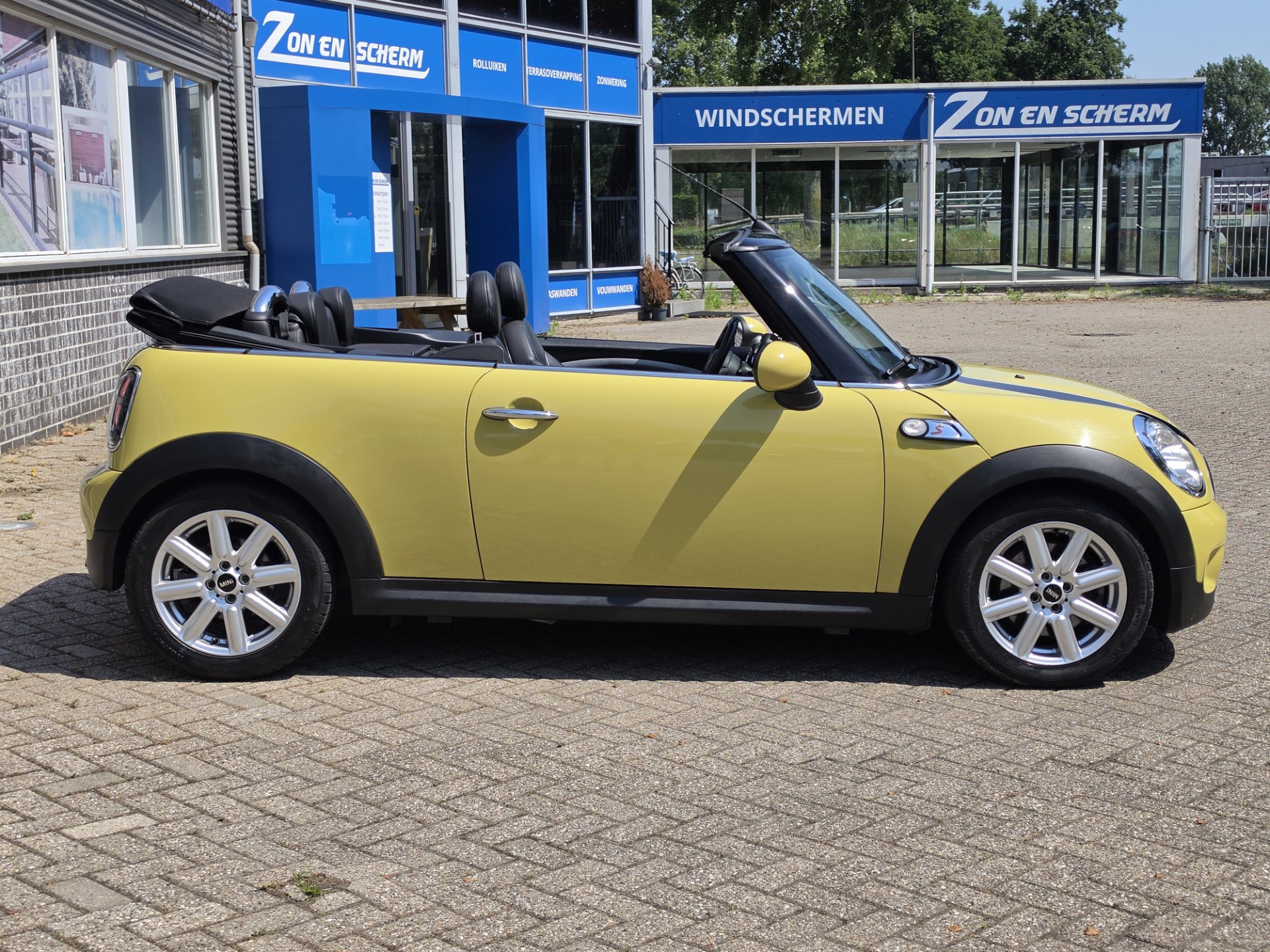 Foto van Mini Cooper S Cabrio
