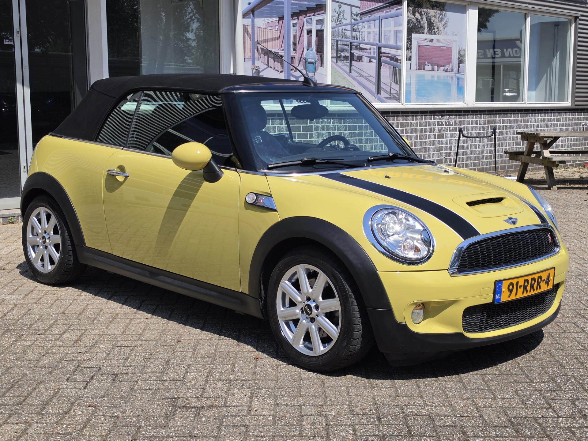 Foto van Mini Cooper S Cabrio