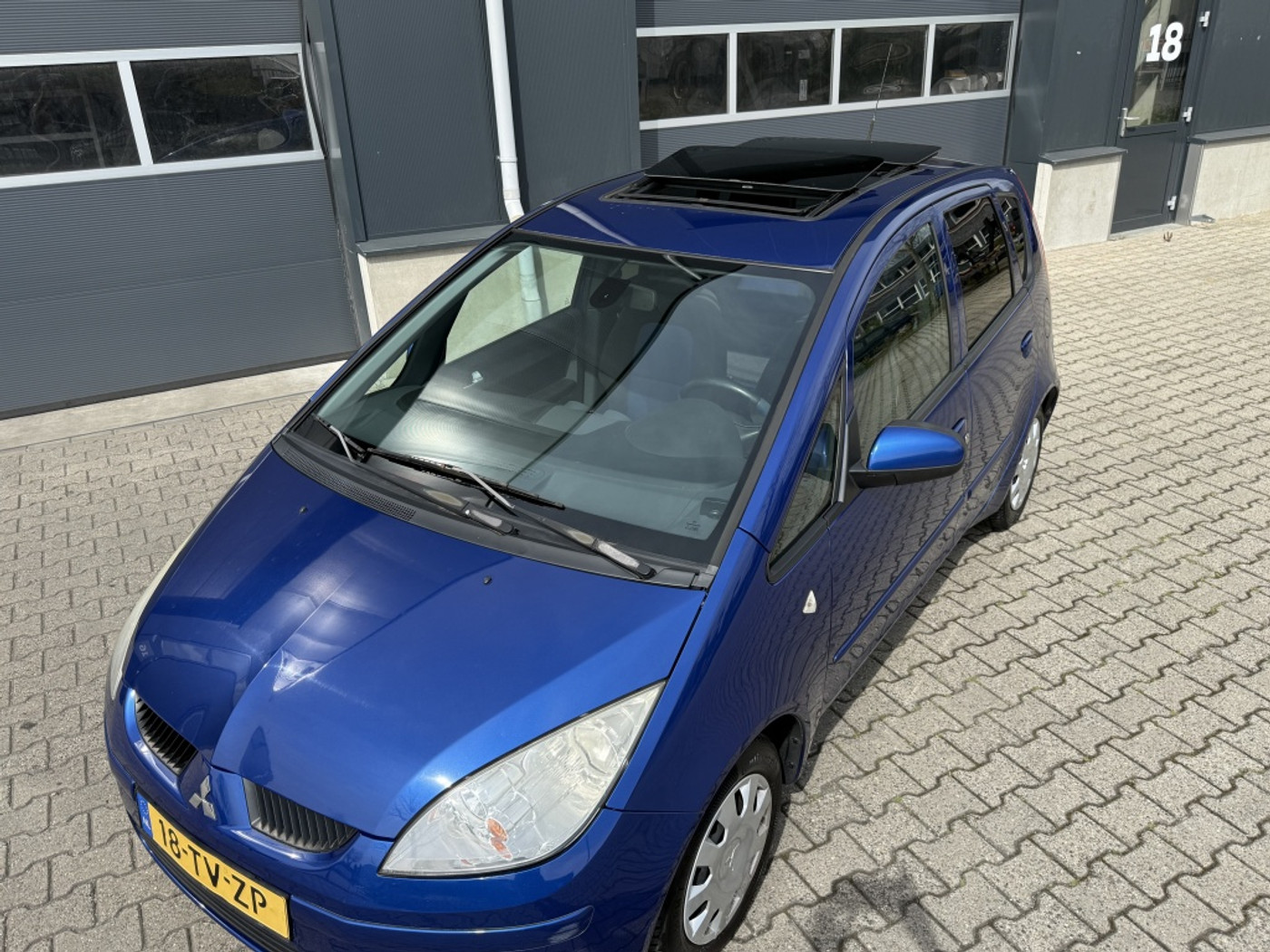 Foto van Mitsubishi Mitsubishi Colt