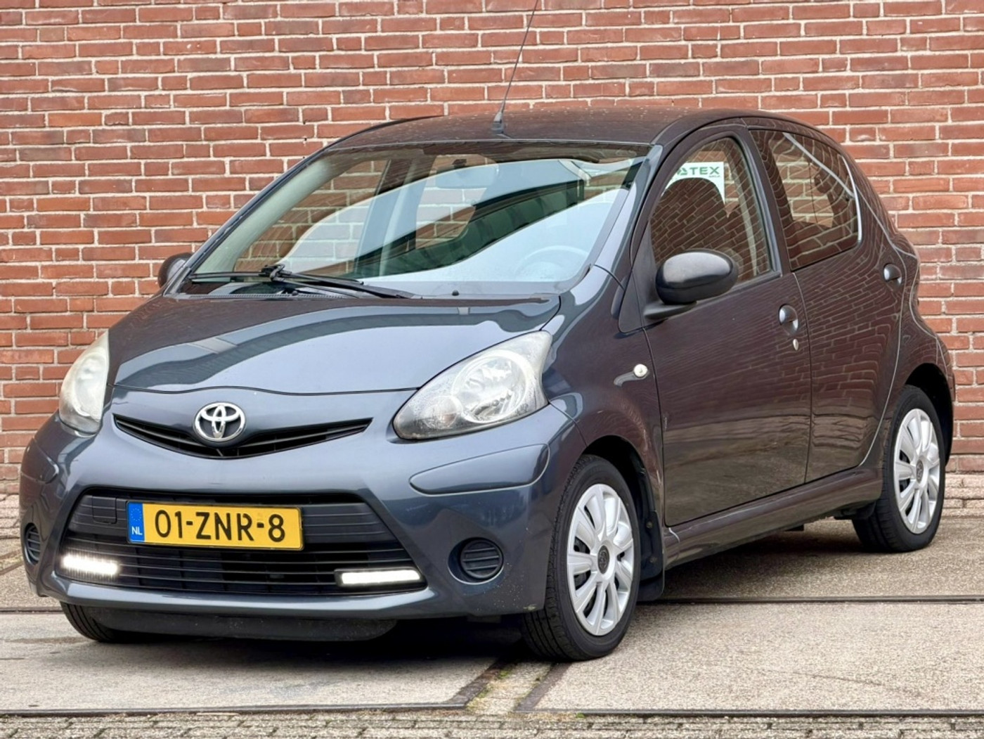 Toyota Toyota Aygo 1.0 VVT-i Asp |AIRCO |NIEUWE APK |CRUISEC 2013 - voorkant