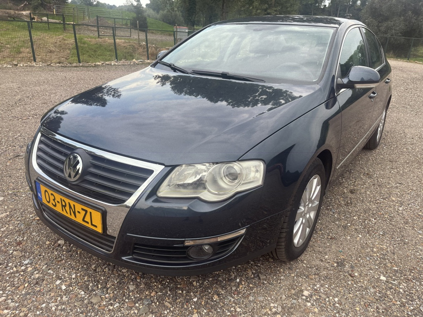 Volkswagen Passat GERESERVEERD !!!!!!!!!! 2005 - voorkant