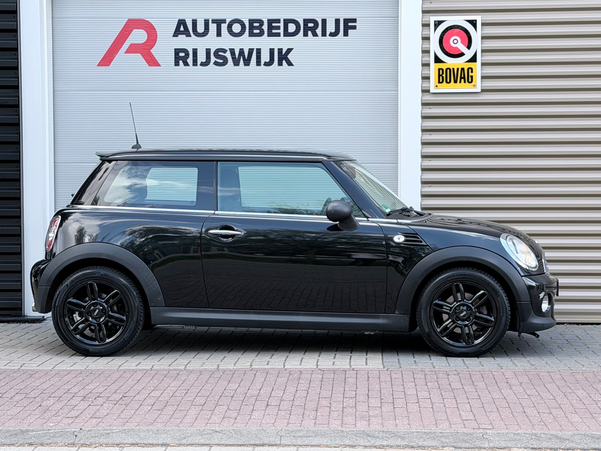 Foto van Mini One
