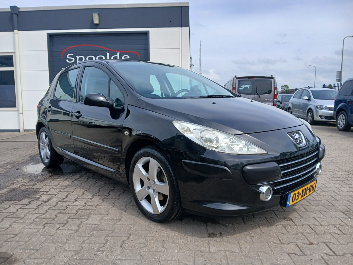 Peugeot 307 2.0-16V Dealer onderhouden/140pk/Leer/Apk 04-'27 2007 - voorkant