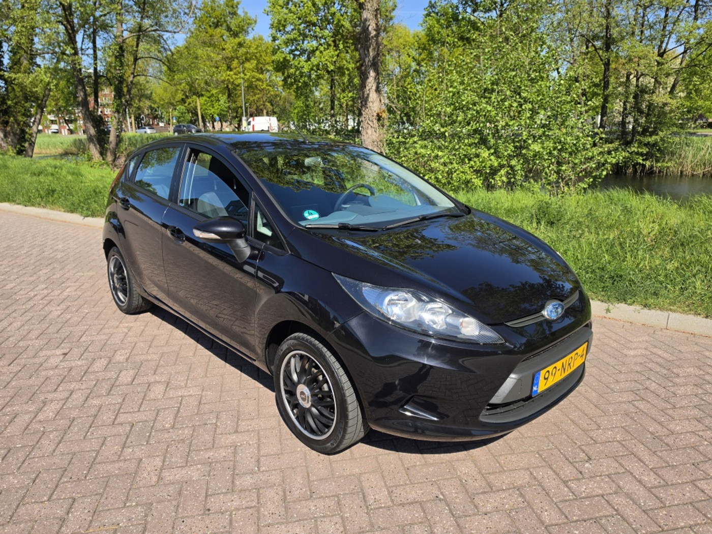 Ford Fiesta 1.25 Limited 2010 - voorkant