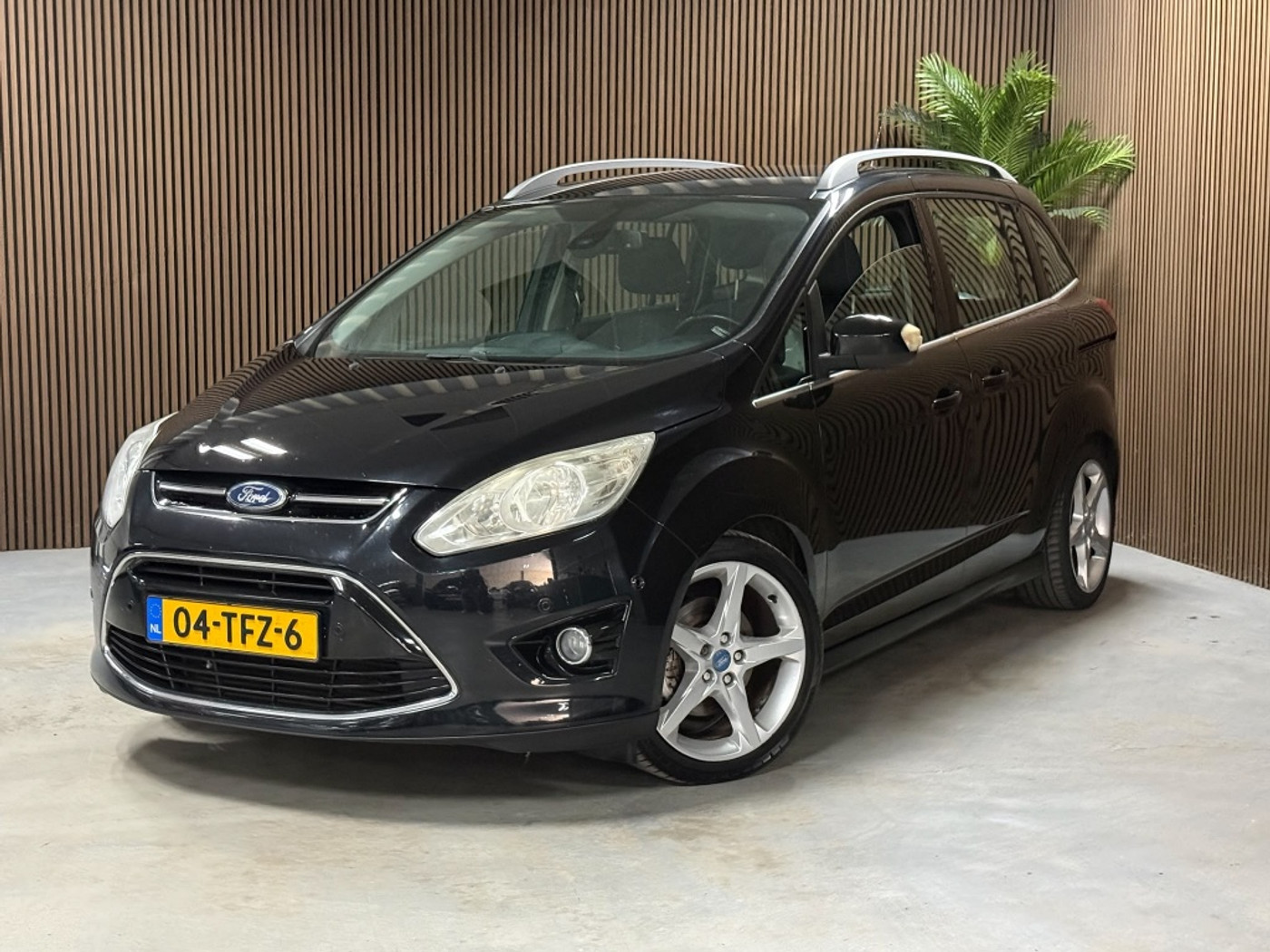 Ford Grand C-max 1.6 SCTi Titan. 7p. 2012 - voorkant
