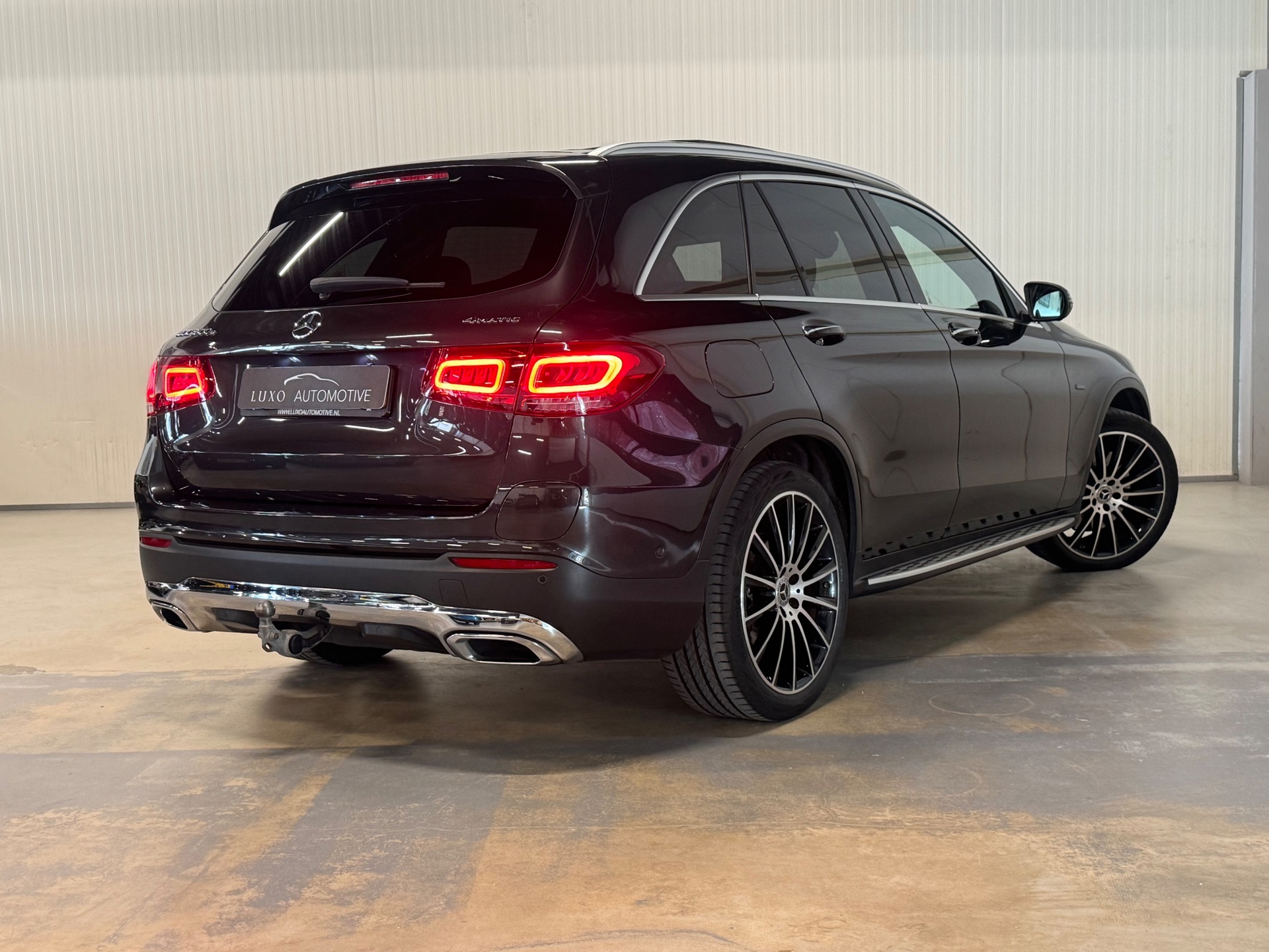 Foto van Mercedes-Benz GLC 300 E 4Matic