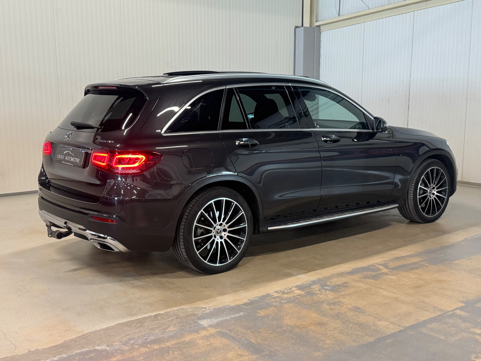 Foto van Mercedes-Benz GLC 300 E 4Matic