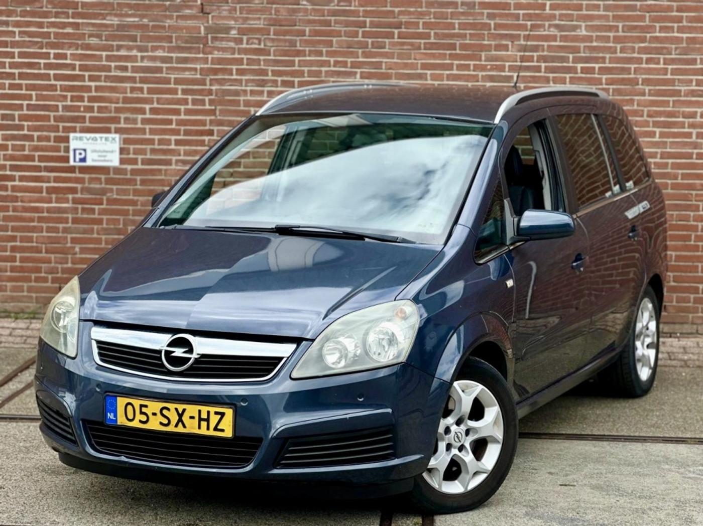 Foto van Opel Zafira