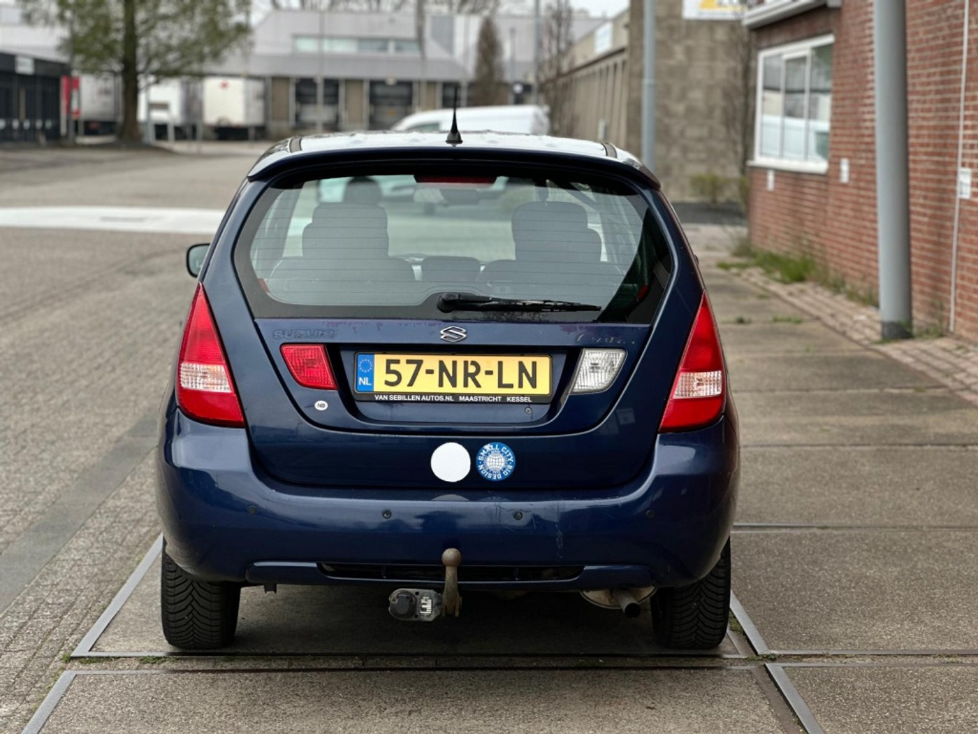 Foto van Suzuki Liana