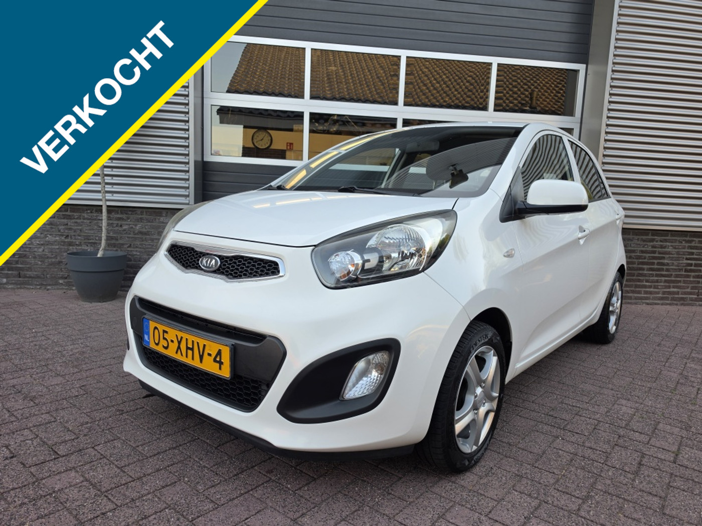Kia Picanto 1.0 CVVT Comfort P. 2012 - voorkant