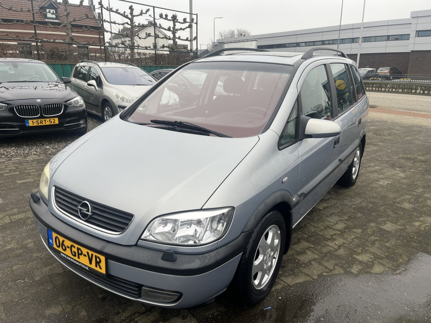 Foto van Opel Zafira-a