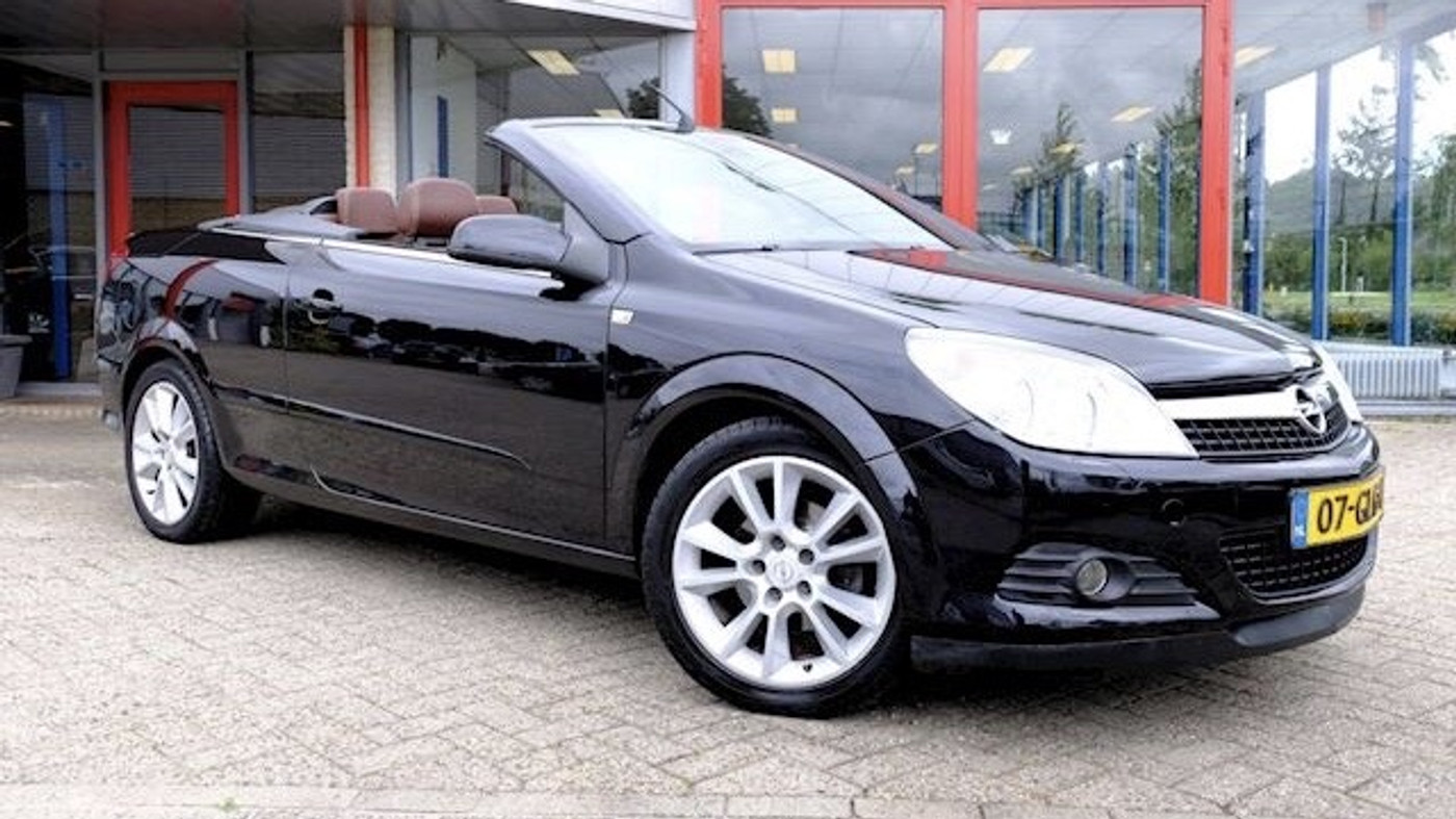 Foto van Opel Astra Twin Top