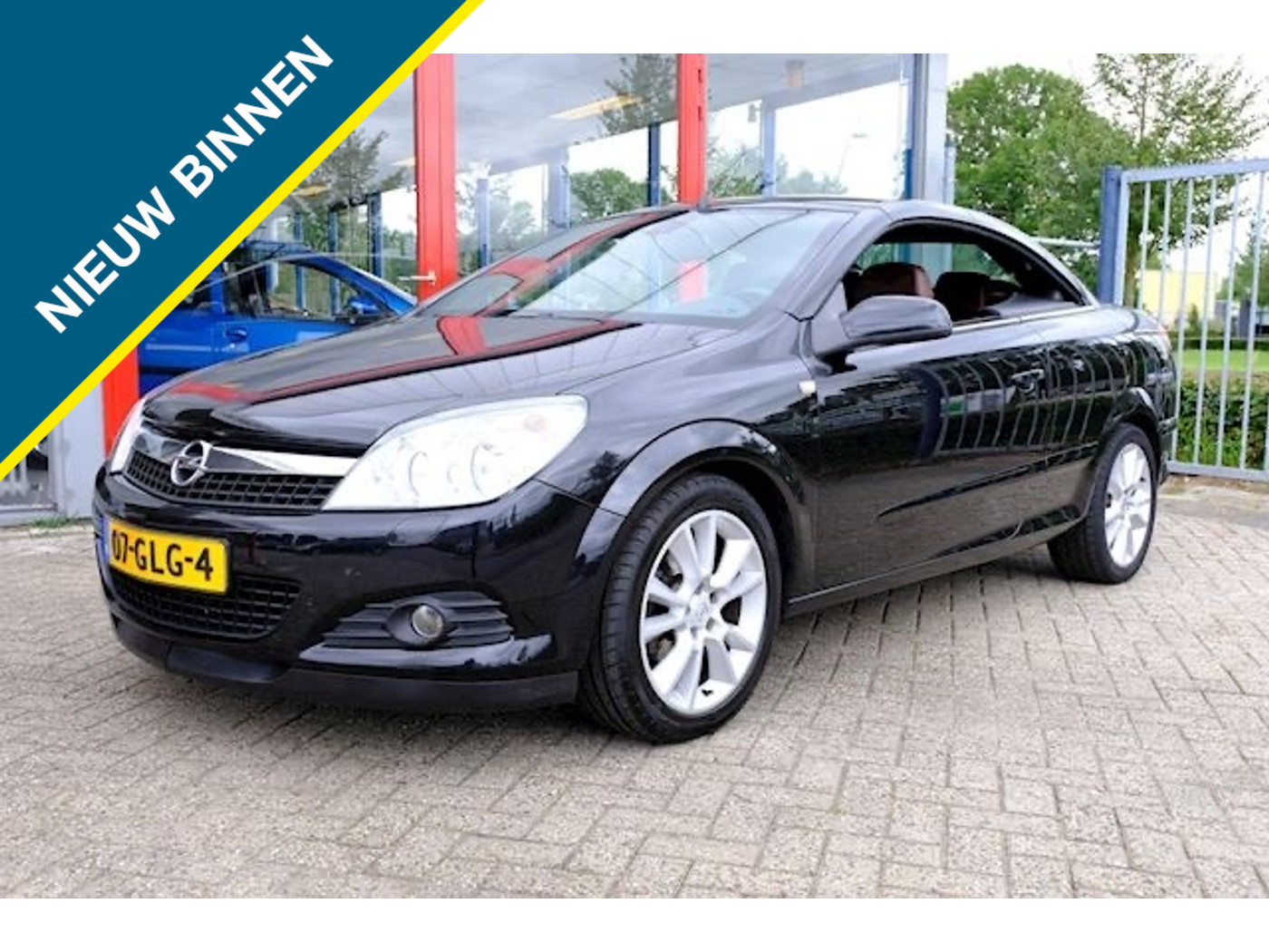 Opel Astra Twin Top 1.8 Cosmo 2008 - voorkant