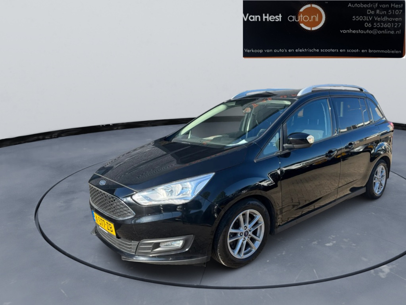 Ford Grand C-max 1.0 Titanium | 6 PERS. | NWE MOTOR MET DISTR.SET. / 6 maanden ga 2018 - voorkant