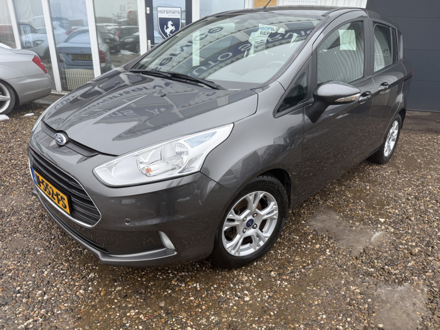 Foto van Ford B-max