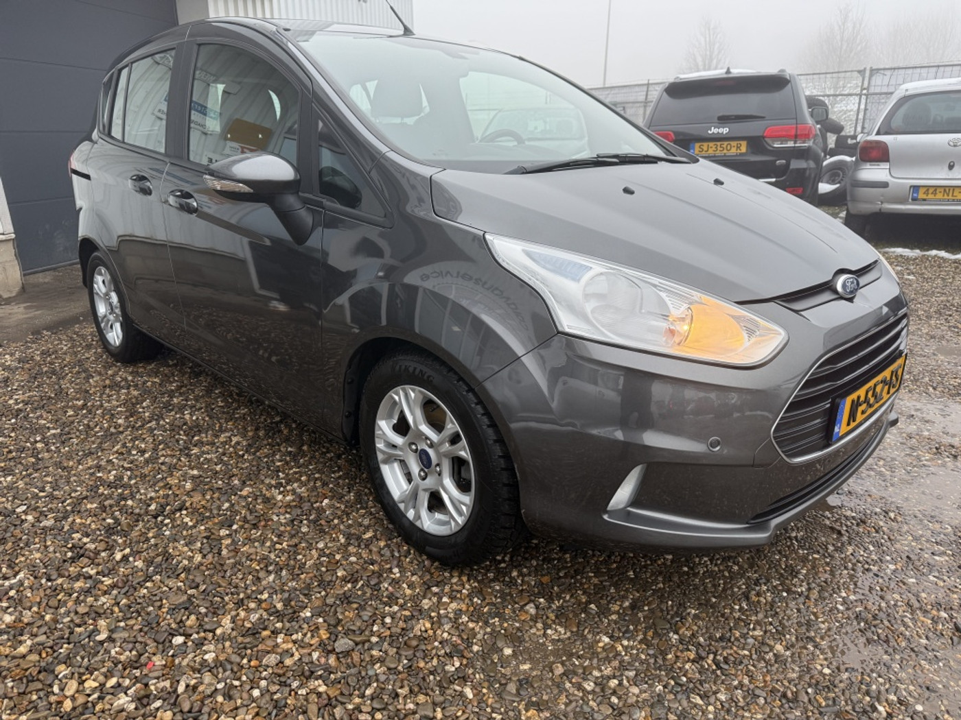 Foto van Ford B-max