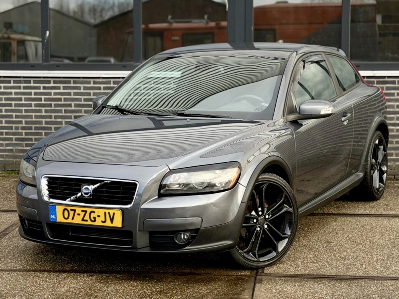 Volvo C30 1.8 Momentum |Clima |CruiseC |Nieuwe APK 2008 - voorkant