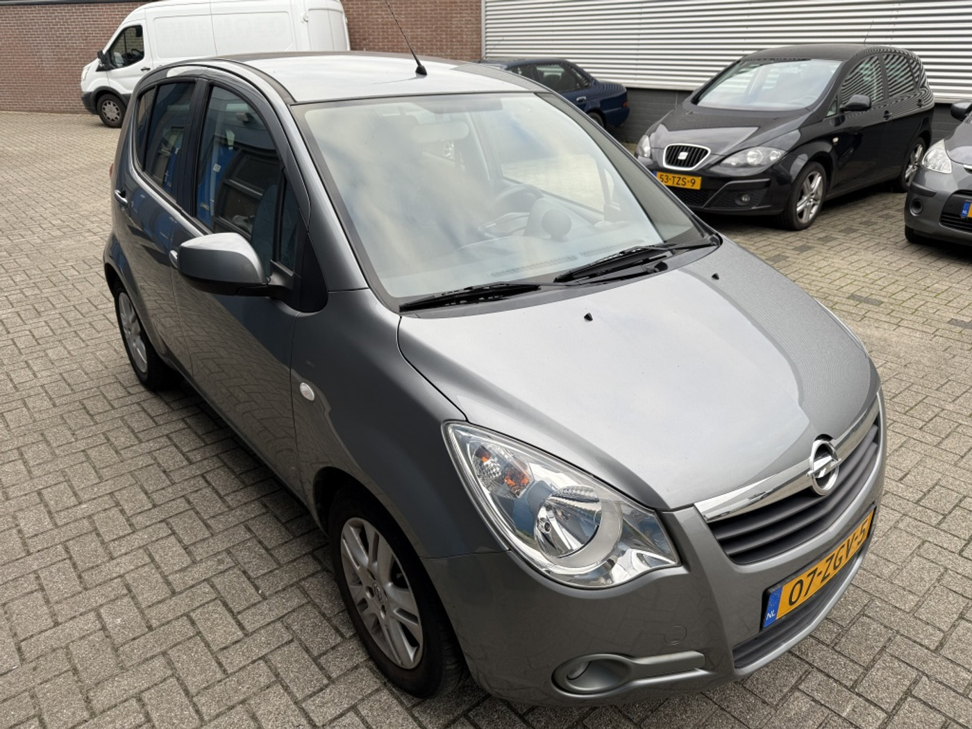 Foto van Opel Agila