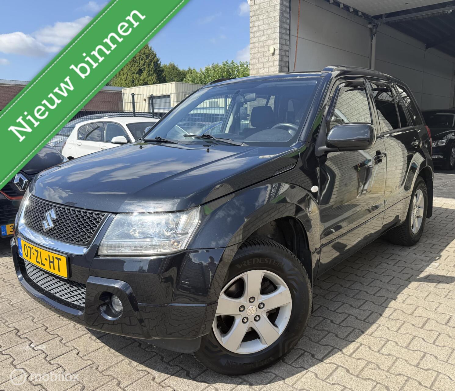 Suzuki Grand Vitara 2.0-16V Shogun / BJ 2008 / NL Auto! 2008 - voorkant