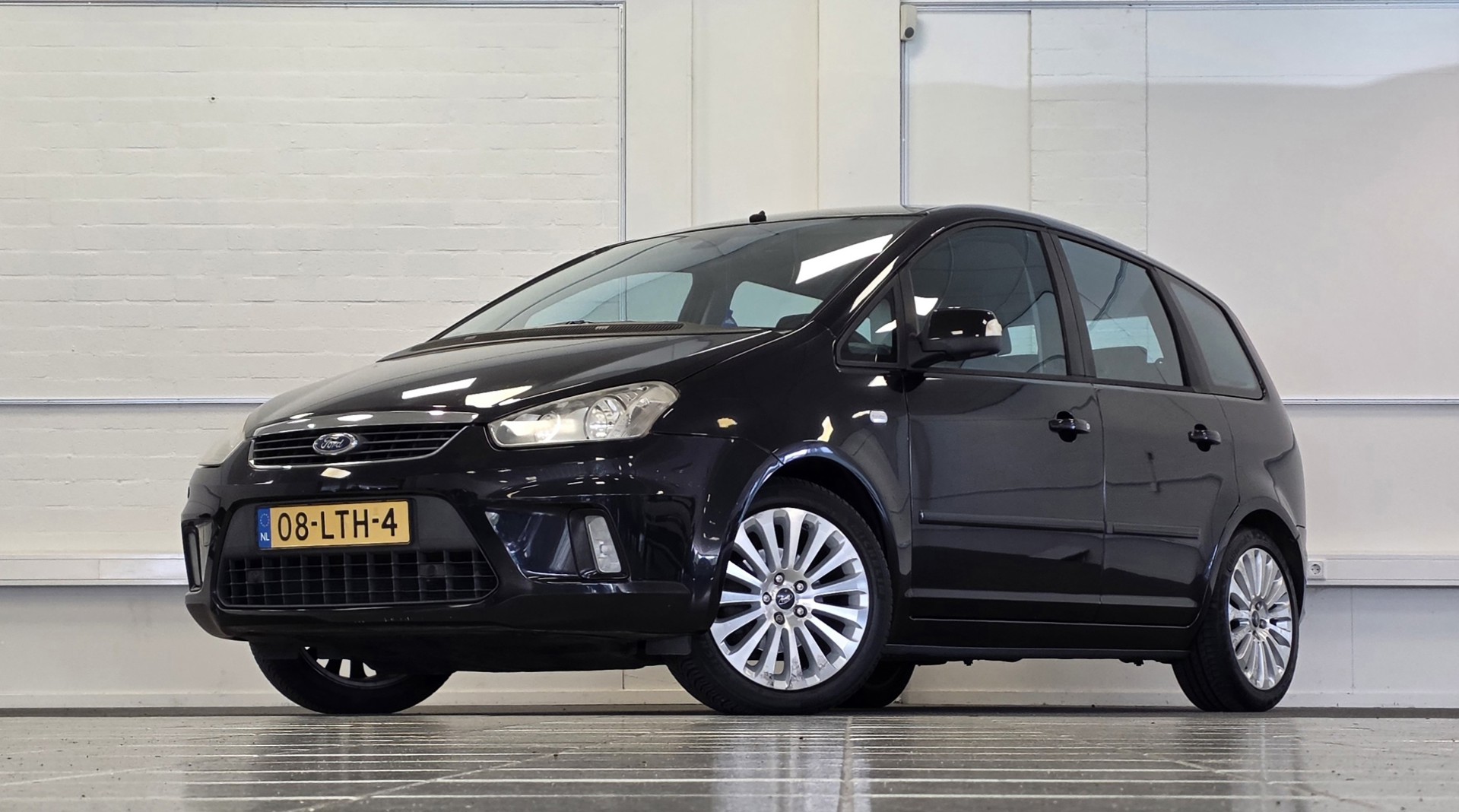 Ford C-max 1.8i 16V Limited 2e Eigenaar Trekhaak 100% Onderhouden 2010 - voorkant