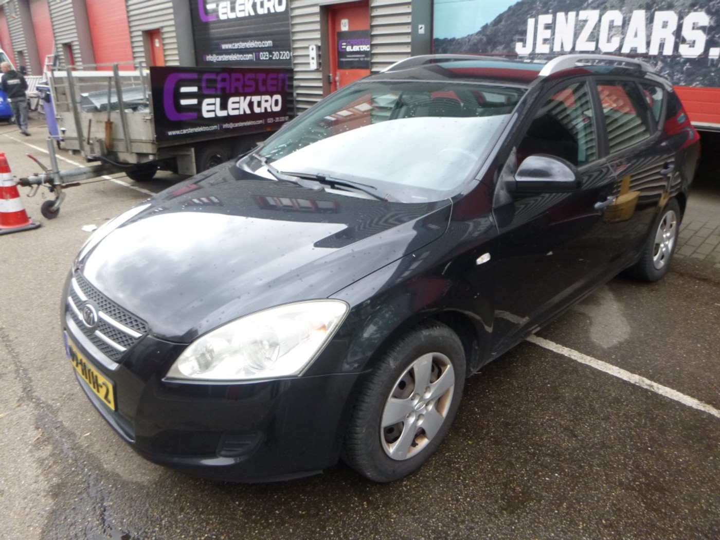 Kia Cee'd Sporty Wagon 1.4 X-tra ISG 2009 - voorkant