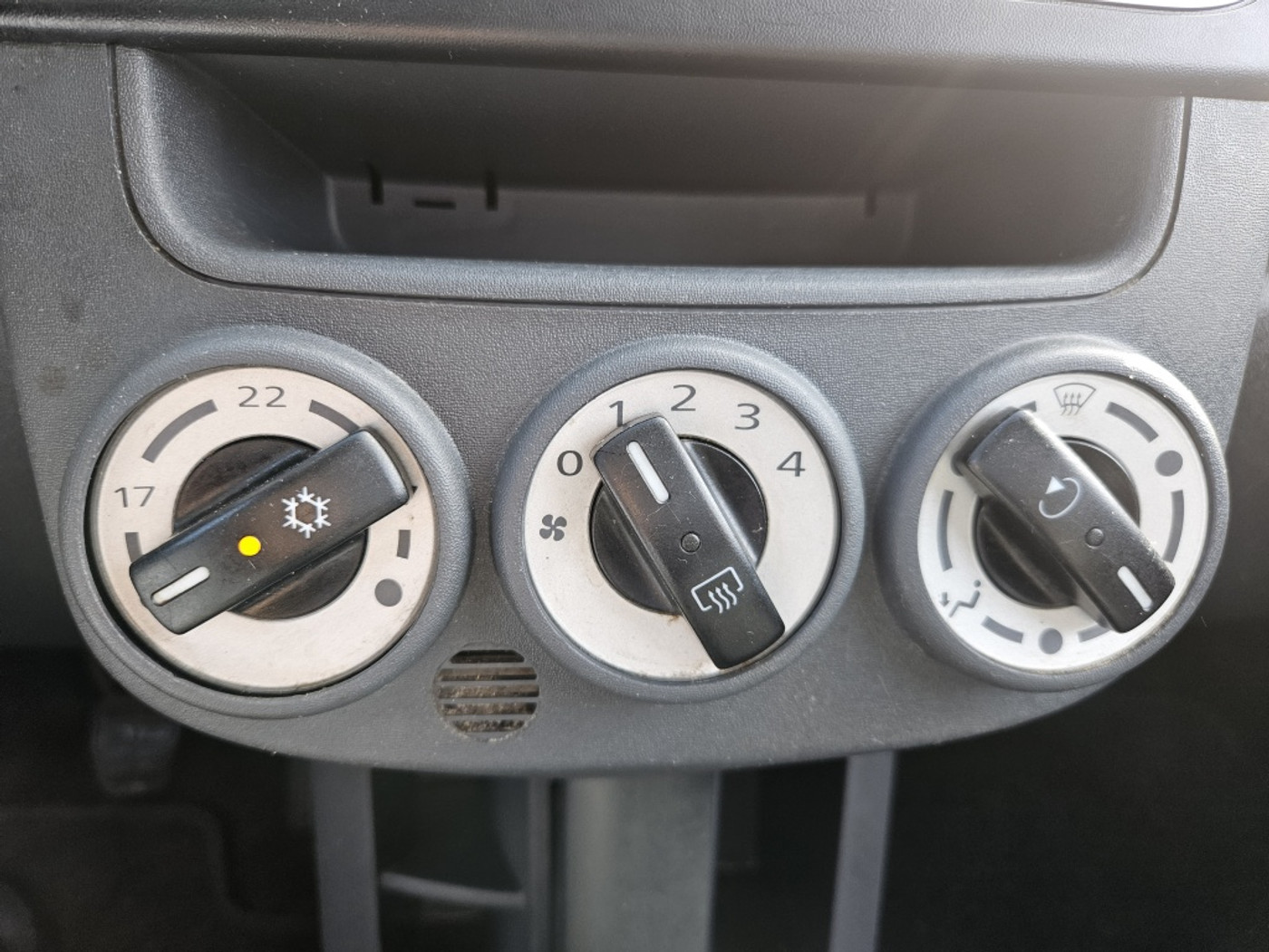 Foto van Mitsubishi Mitsubishi Colt