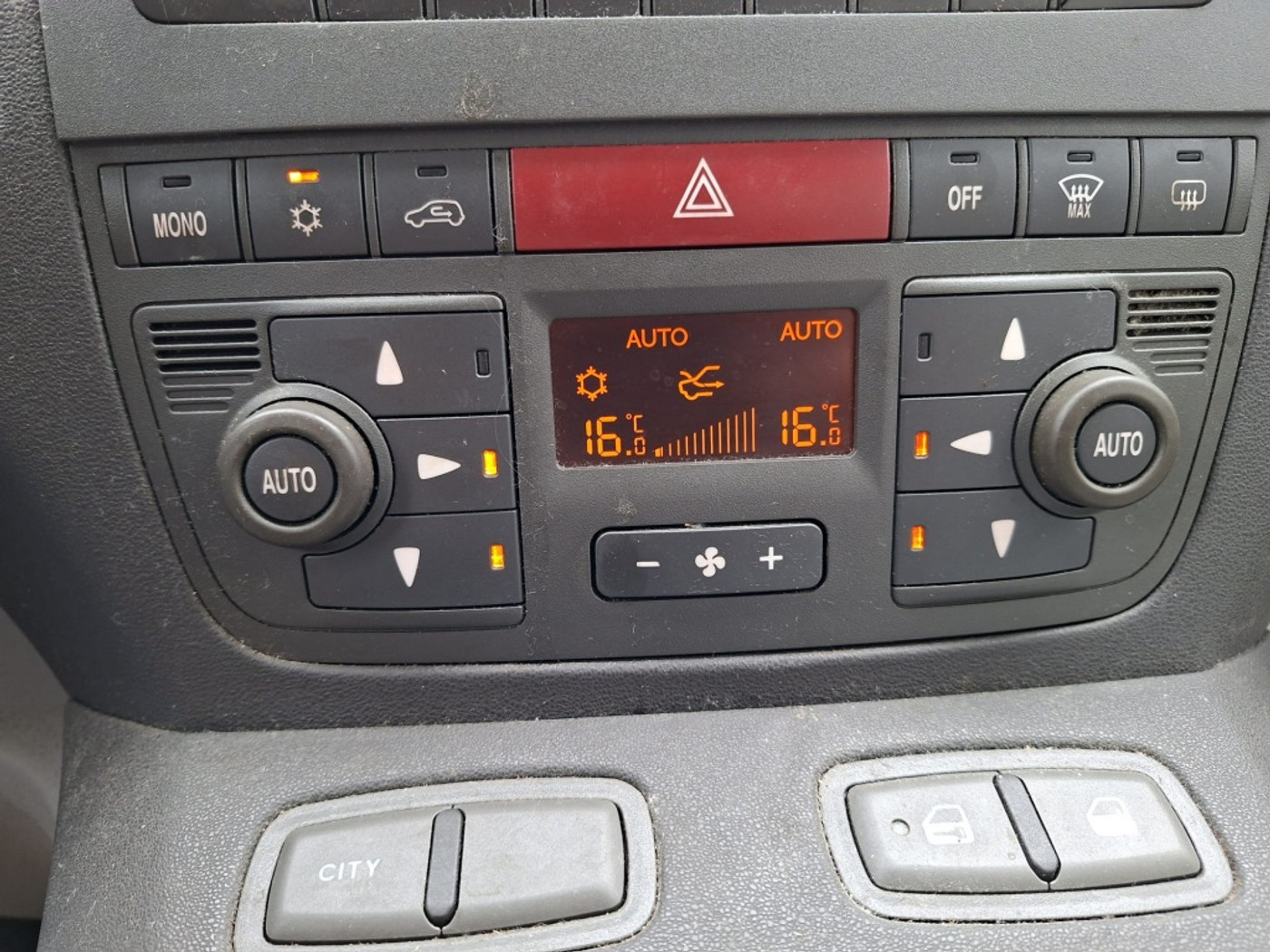 Foto van Fiat Fiat Idea