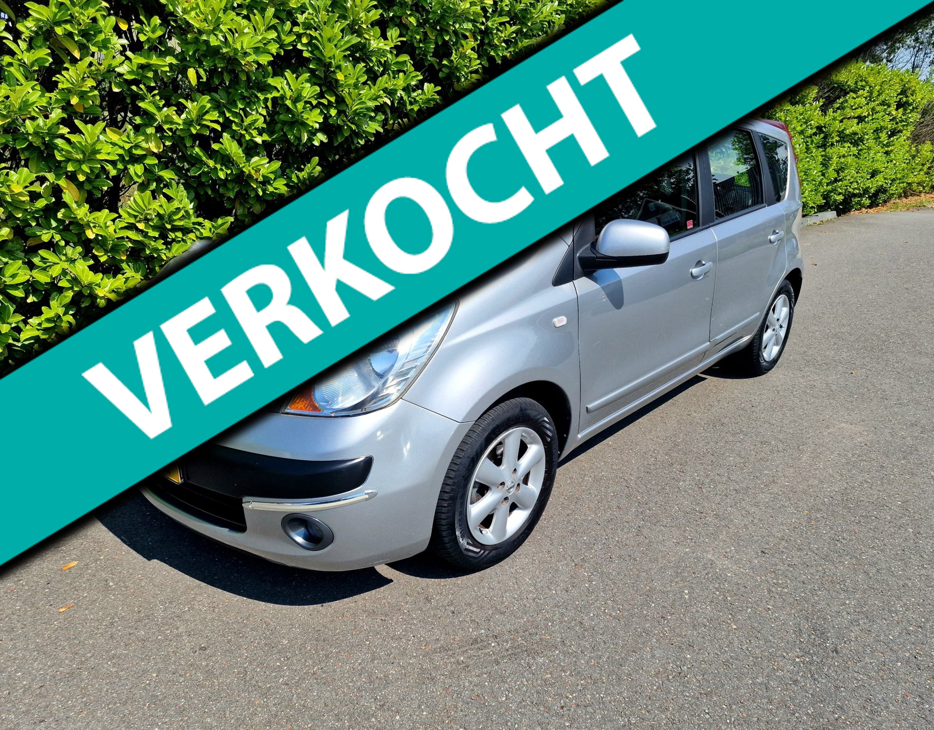 Nissan Nissan Note 1.6 Acenta Automaat Airco PDC 2007 - voorkant